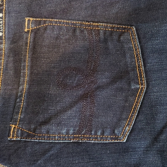 Lucky Brand dark wash Sofia straight leg jeans Sz 14L excellent condition - Picture 3 of 8